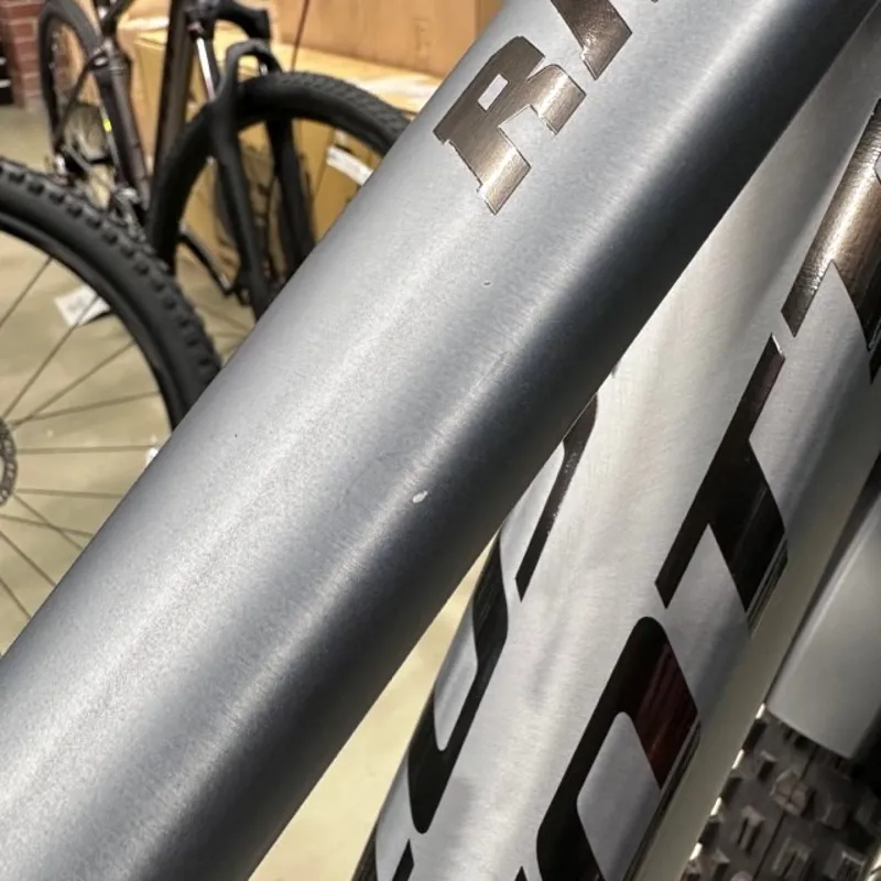 Scott Ransom 930 Mountain Bike Large Matte Grey Ex Display-2